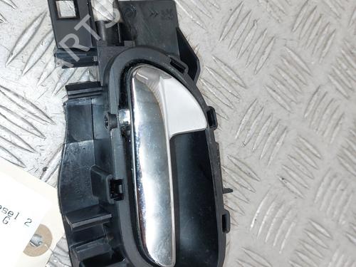 Used Front left interior door handle PEUGEOT 5008 (0U_, 0E_) 2.0 HDi 150 / BlueHDi 150 (150 hp) 31184033