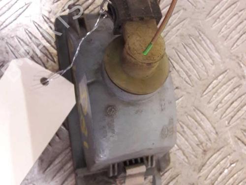 Used Right front indicator Right front indicator VW GOLF III (1H1) 1.9 D (64 hp) 23656605 23656605