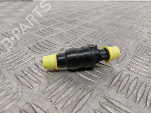Injector PEUGEOT 406 (8B) 1.8 16V | BP23737376M100 