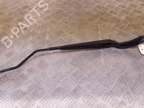 Used Front windshield wiper arm RENAULT CLIO IV (BH_) 0.9 TCe 90 (BHNF, BHMA, BHMH, BHJK, BHJR) (90 hp) 23734470