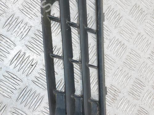 Grill RENAULT LAGUNA II (BG0/1_) 1.9 dCi (BG1A, BG1W, BG0G) (110 hp) 31625021