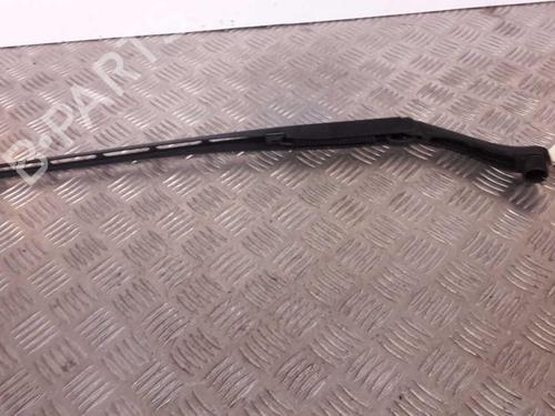 Used Front windshield wiper arm CITROËN C5 III Break (RW_) 2.0 HDi (136 hp) 23718030