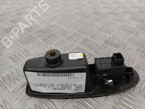 Right rear window switch FIAT 500L (351_, 352_) 1.3 D Multijet (199LXY1A, 199LXY11) | BP26210746I28 