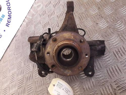 Used Left front steering knuckle RENAULT SCÉNIC II (JM0/1_) 1.9 dCi (JM0G, JM12, JM1G, JM2C) (120 hp) 23656473