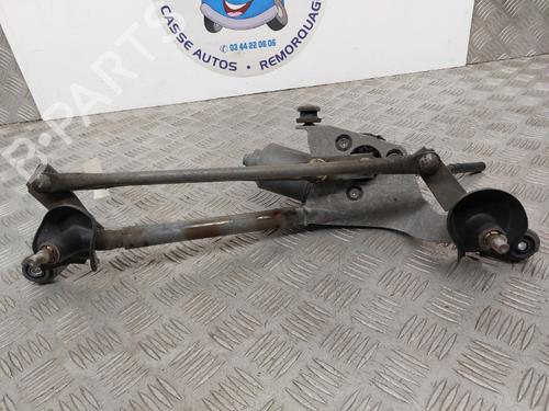 Used Front wiper motor Front wiper motor TOYOTA YARIS (_P9_) 1.4 D-4D (NLP90_, NLP90R) (90 hp) 23746556 23746556