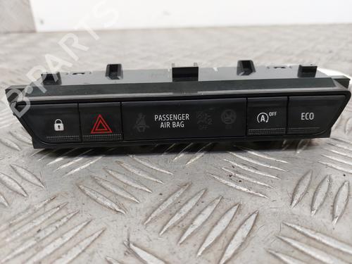 Used Warning switch DACIA SANDERO III 1.0 TCe 90 (91 hp) 29480060