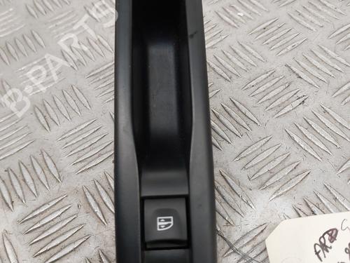 Fensterheberschalter links hinten für RENAULT MEGANE III Grandtour (KZ0/1) 1.5 dCi (KZ09, KZ0D, KZ1G, KZ29, KZ14, KZ1W, KZ10, KZ1F,... (110 hp) 29334301
