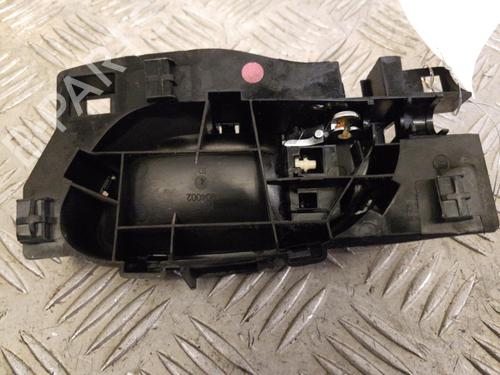 Used Front right interior door handle Front right interior door handle PEUGEOT 3008 I MPV (0U_) 1.6 HDi (109 hp) 23724049 23724049