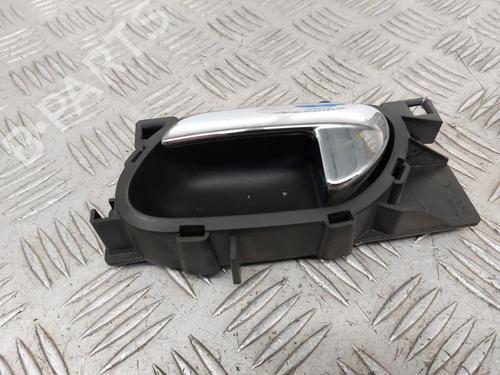 Front left interior door handle PEUGEOT 407 (6D_) 2.0 HDi 135 (6DRHRH, 6DRHRE, 6DRHRG, 6DRHRJ) | BP23738319I13 