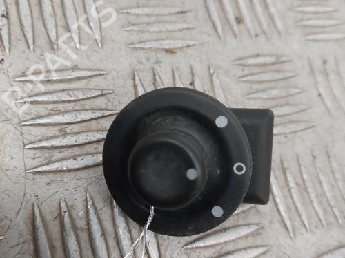 Used Mirror switch RENAULT CLIO III (BR0/1, CR0/1) 1.5 dCi (BR17, CR17) (86 hp) 30516266