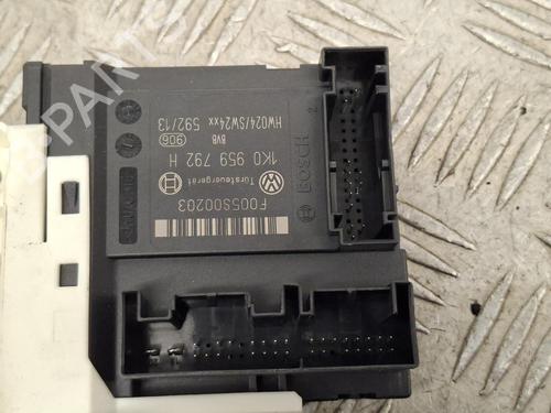 Right front window motor SEAT LEON (1P1) | BP37518025E20 - Image 2