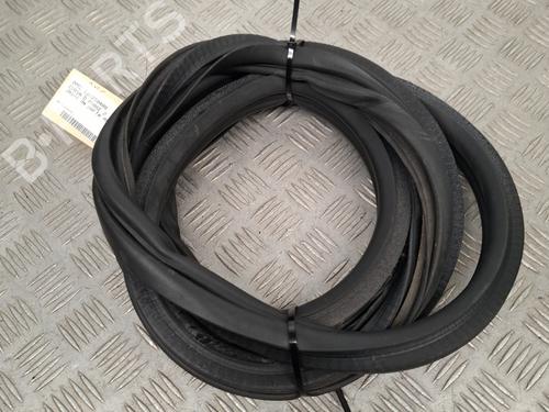 Used Rubber door seal OPEL CORSA D (S07) 1.3 CDTI (L08, L68) (75 hp) 29186378