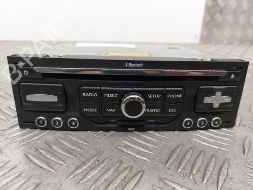 Used Radio PEUGEOT 5008 (0U_, 0E_) 1.6 HDi (110 hp) 29423633