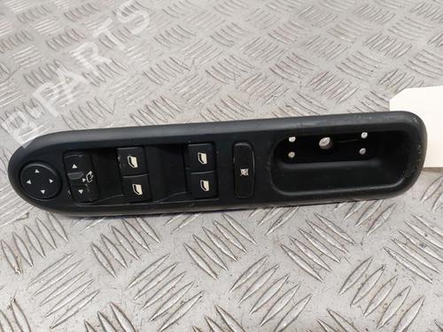 Left front window switch PEUGEOT 407 (6D_) 2.0 HDi 135 (6DRHRH, 6DRHRE, 6DRHRG, 6DRHRJ) | BP23736576I27  - Image 5