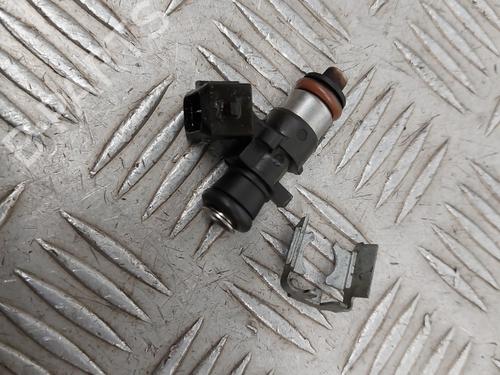 Used Injector Injector RENAULT CLIO II (BB_, CB_) 1.2 16V (BB05, BB0W, BB11, BB27, BB2T, BB2U, BB2V, CB05,... (75 hp) 29383965 29383965