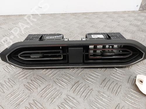 Used Air vent DACIA SANDERO III 1.0 TCe 90 (91 hp) 29480055