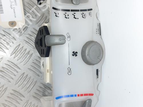 Used Climate control Climate control TOYOTA AYGO (_B1_) 1.0 (KGB10_, KGB10R) (68 hp) 32684553 32684553