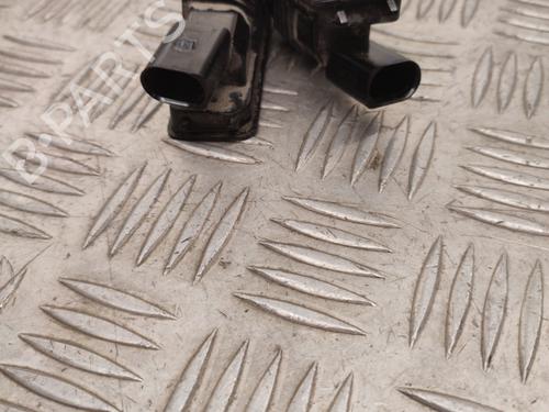 licence-plate-light-vw-passat-b6-3c2-2005-2006-2007-2008-2009-2010-2011-23736721 main image