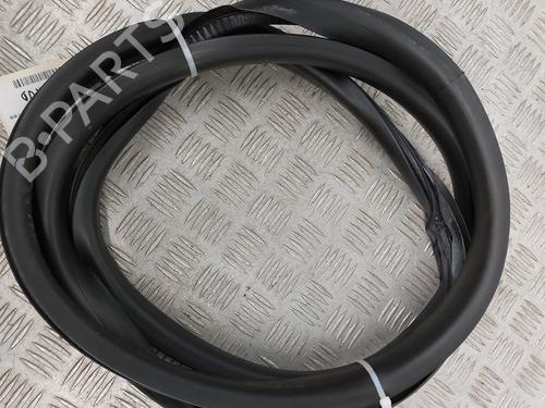 rubber-door-seal-renault-megane-iv-hatchback-b9amn_-2015-31060336 main image