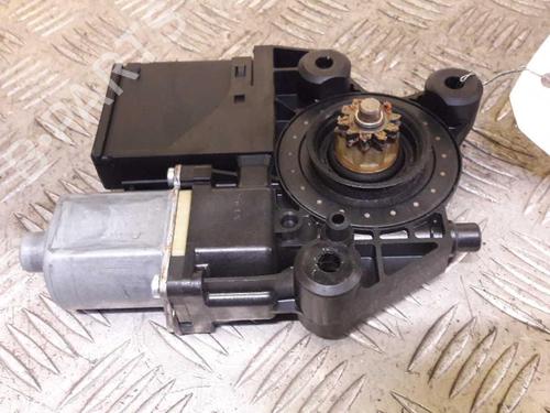 Used Left rear window motor RENAULT SCÉNIC III (JZ0/1_) 2.0 16V (JZ0G, JZ0P, JZ1E, JZ1P) (140 hp) 23727249