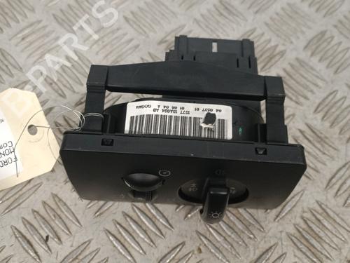 Used Headlight switch Headlight switch FORD MONDEO III Turnier (BWY) 1.8 16V (110 hp) 32404546 32404546