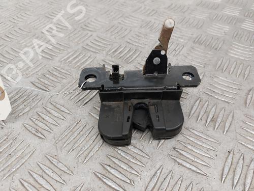 Used Tailgate lock VW GOLF IV (1J1) 1.4 16V (75 hp) 28053927