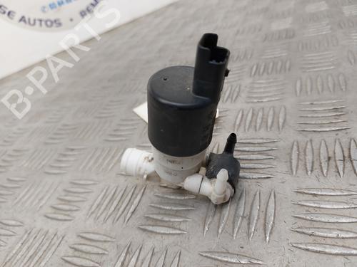 washer-pump-renault-megane-iv-hatchback-b9amn_-2015-23747339 main image