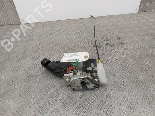 Fechadura trás esquerda TOYOTA AYGO (_B1_) 1.0 (KGB10_, KGB10R) (68 hp) 32684577