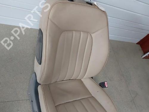 Right front seat PEUGEOT 407 (6D_) 2.0 HDi 135 (6DRHRH, 6DRHRE, 6DRHRG, 6DRHRJ) | BP23715826C16 