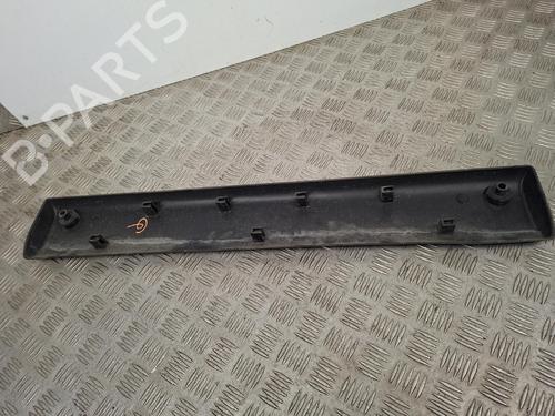 Used Door moulding trim Door moulding trim RENAULT MASTER II Platform/Chassis (ED/HD/UD) 2.2 dCI 90 (ED0G, ED0N, HD0G, HD0N, HD1G, HD1N, UD0G,... (90 hp) 39665384 39665384