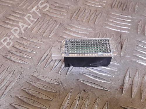 Used Right front fog light Right front fog light AUDI A3 Sportback (8VA, 8VF) 2.0 TDI (150 hp) 24349864 24349864