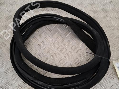 Used Rubber door seal MERCEDES-BENZ C-CLASS (W204) C 220 CDI (204.002) (170 hp) 25811499