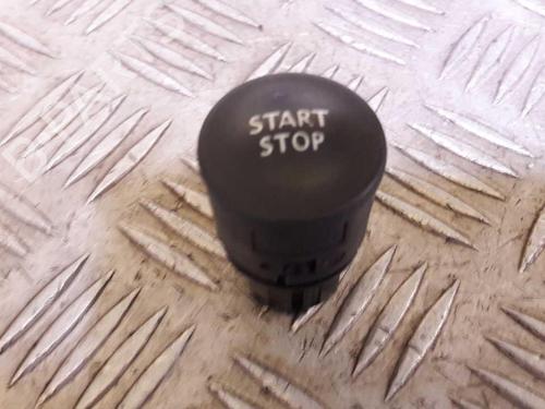 Used Switch Switch RENAULT CLIO IV (BH_) 0.9 TCe 90 (BHNF, BHMA, BHMH, BHJK, BHJR) (90 hp) 24853678 24853678