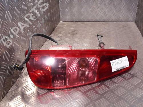 Rückleuchte Links für PEUGEOT 807 (EB_) 2.2 HDi (128 hp) 23727118
