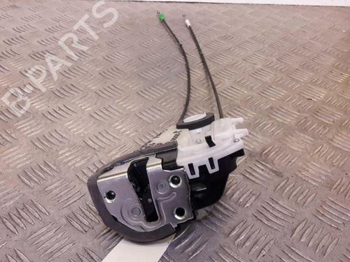 Used Rear left lock TOYOTA YARIS (_P9_) 1.4 D-4D (NLP90_, NLP90R) (90 hp) 23714039