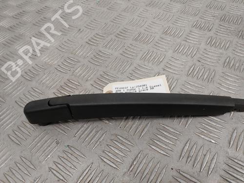 Used Rear windshield wiper arm Rear windshield wiper arm PEUGEOT 308 I (4A_, 4C_) 1.6 HDi (92 hp) 28576892 28576892