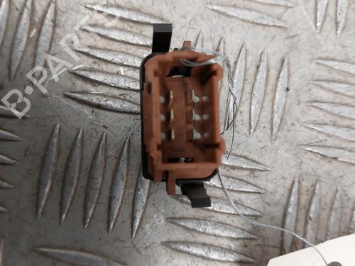 Used Switch Switch OPEL VIVARO A Van (X83) 2.0 CDTI (F7) (114 hp) 33635210 33635210