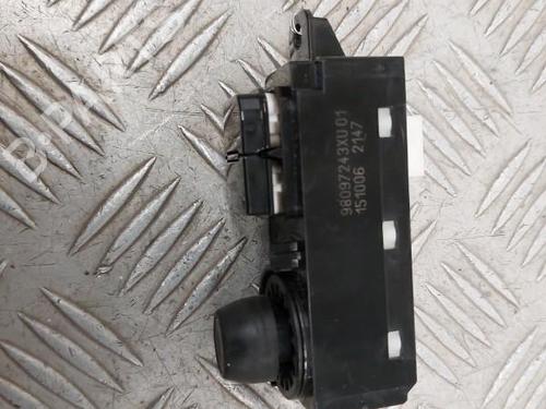 Used Switch Switch PEUGEOT 208 I (CA_, CC_) 1.6 HDi / BlueHDi 75 (75 hp) 23744909 23744909