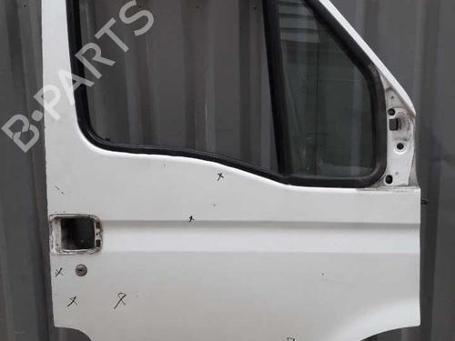 Used Right front door NISSAN INTERSTAR Van (X70) dCi 115 (115 hp) 24853620