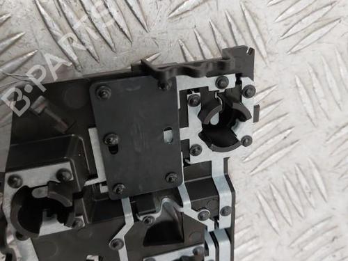 lamp-holder-peugeot-206-2l_-2m_-2009-2010-2011-2012-2013-23743786 main image