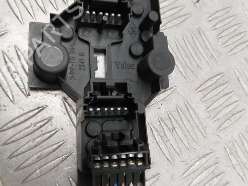 Used Lamp holder Lamp holder RENAULT SCÉNIC I MPV (JA0/1_, FA0_) 1.9 dCi (JA05, JA1F) (102 hp) 23748185 23748185