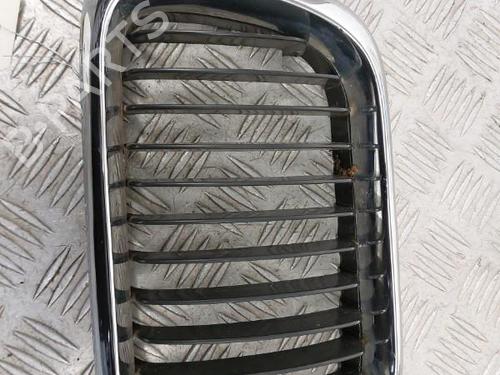 Used Grille BMW 3 (E36) 325 td (115 hp) 23659463