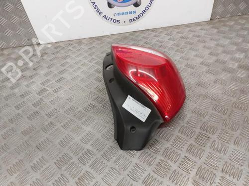 left-taillight-renault-clio-iii-br01-cr01-2005-2006-2007-2008-2009-2010-2011-2012-2013-2014-23737723 main image