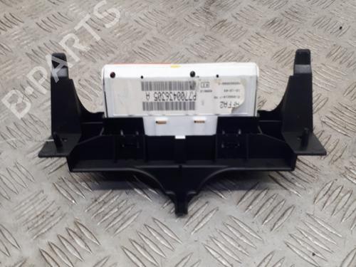 display-monitor-renault-kangoo-express-fc01_-1997-23659736 main image