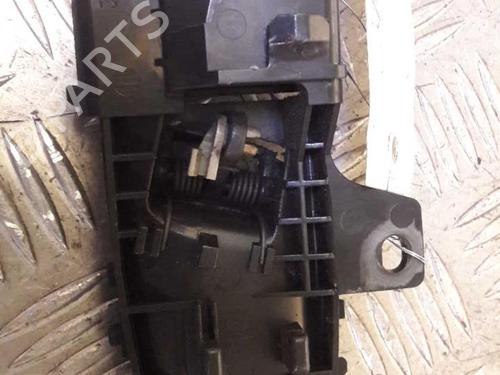 Used Front left interior door handle Front left interior door handle SUZUKI SWIFT II Hatchback (EA, MA) 1.3 (SF413, AB35) (68 hp) 23723672 23723672