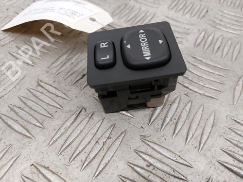 mirror-switch-toyota-yaris-_p9_-2005-2006-2007-2008-2009-2010-2011-2012-2013-2014-23746598 main image