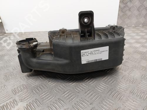 Used Air filter box PEUGEOT 208 I (CA_, CC_) 1.2 VTI 82 (82 hp) 29912959