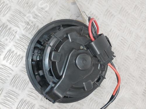 Used Heater blower motor PEUGEOT 208 I (CA_, CC_) 1.2 VTI 82 (82 hp) 29944204