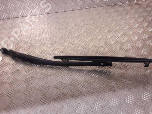 Used Front windshield wiper arm PEUGEOT 607 (9D, 9U) 2.7 HDi 24V (204 hp) 23717512