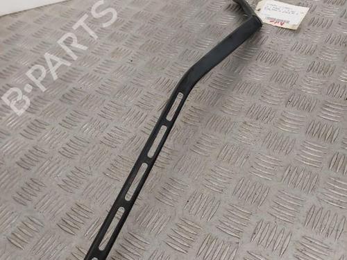 Used Front windshield wiper arm CITROËN C4 I (LC_) 1.6 HDi (109 hp) 23737828
